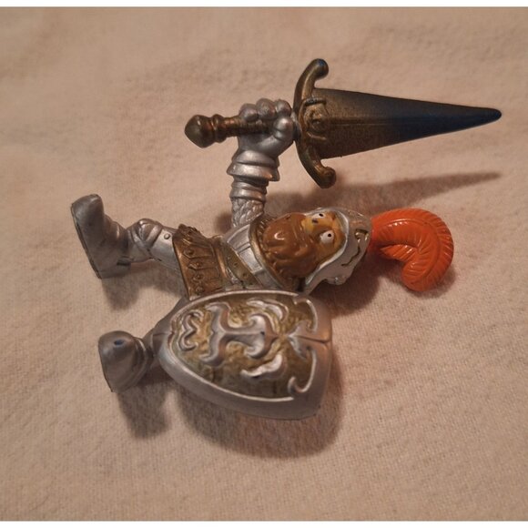 Keenway Medieval Knight Figure Silver Armor Orange PVC - Picture 8 of 12